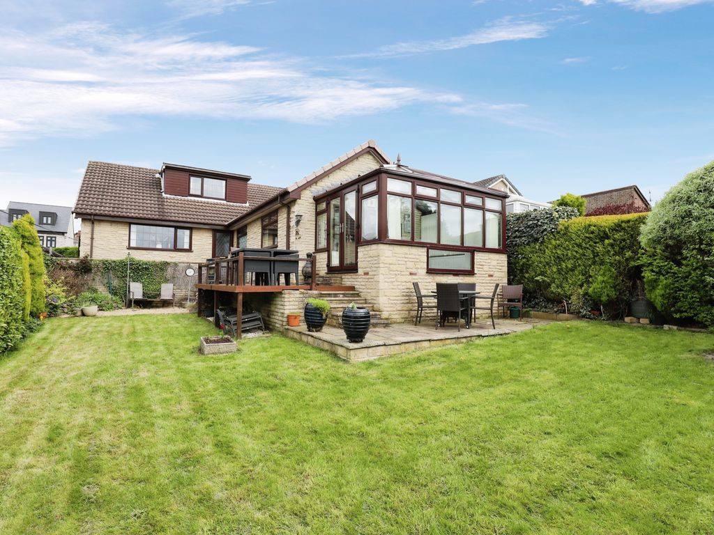 4 bed bungalow for sale in Briars Close, Killamarsh, Sheffield