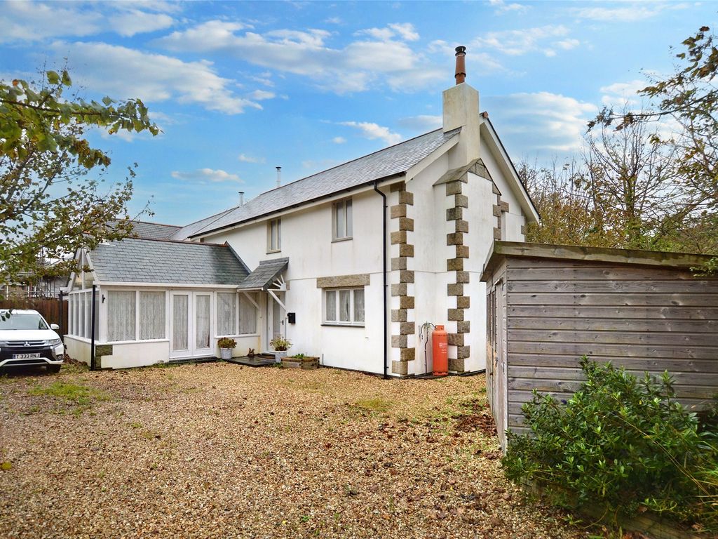 3 bed detached house for sale in Treswithian, Camborne, Cornwall TR14