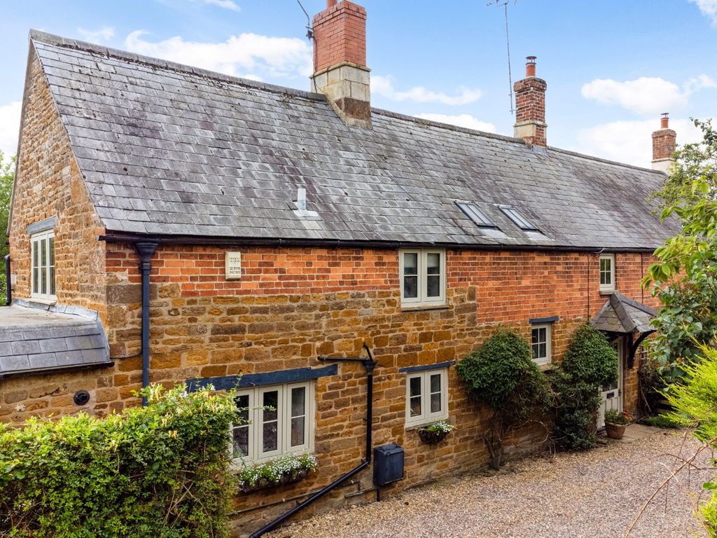 3 bed semidetached house for sale in Main Street, Lyddington, Oakham