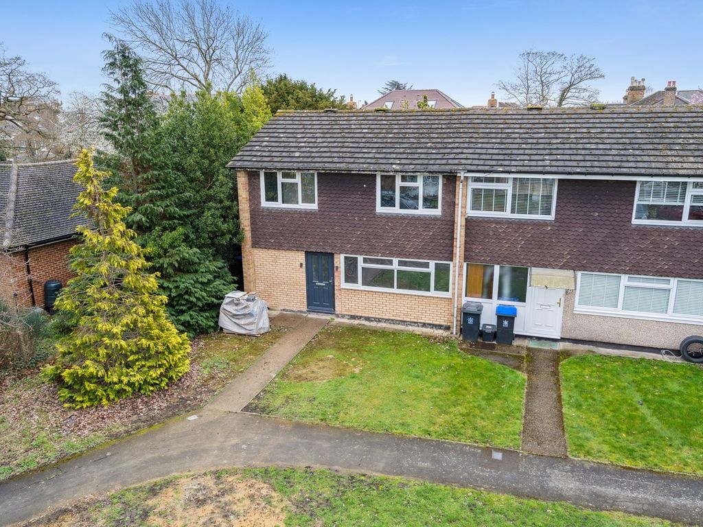 3 bed property to rent in Bangors Close, Iver SL0 Zoopla