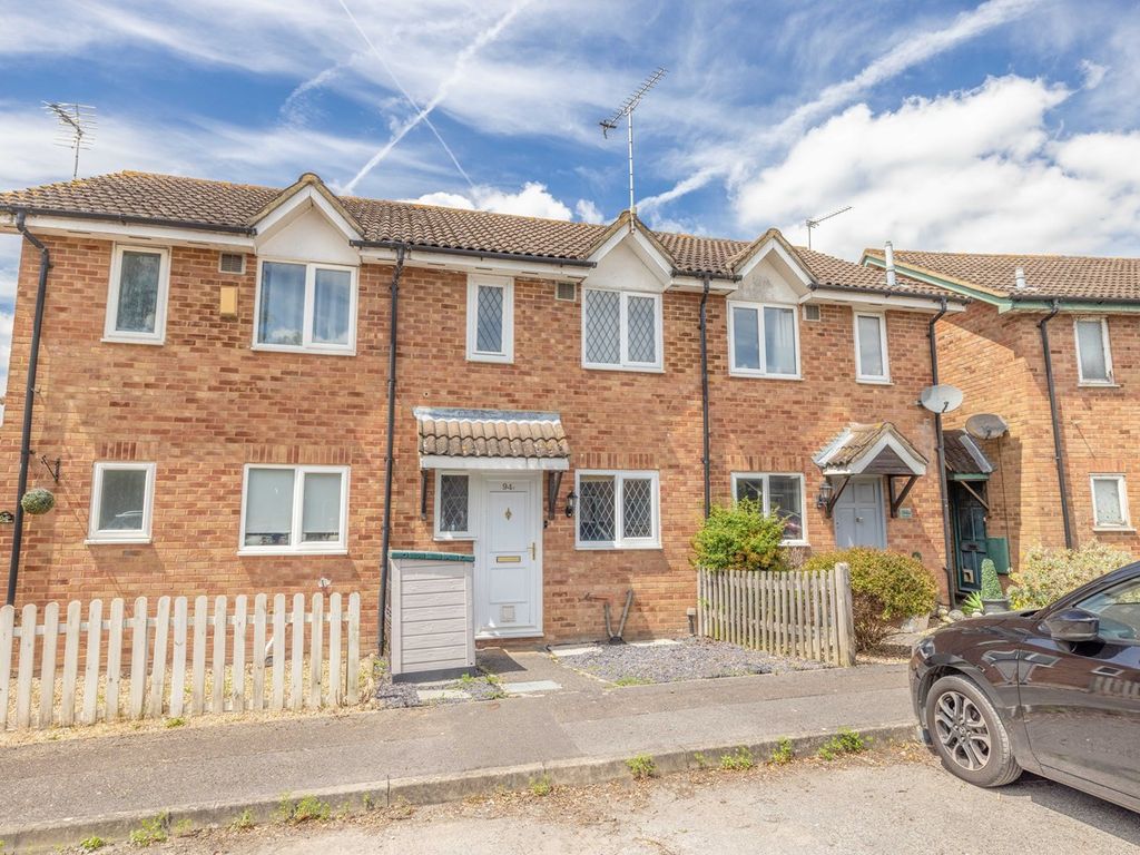2 bed terraced house for sale in Penn Road, Datchet SL3, £350,000 Zoopla