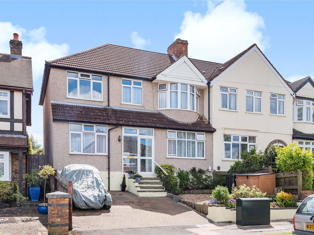 4 bed semidetached house for sale in Oakdene Avenue, Chislehurst BR7