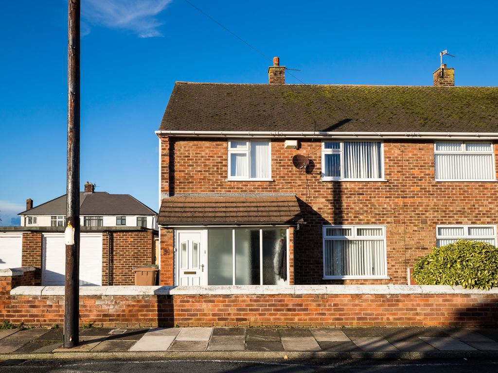 3 bed semidetached house for sale in Frobisher Road, Moreton, Wirral