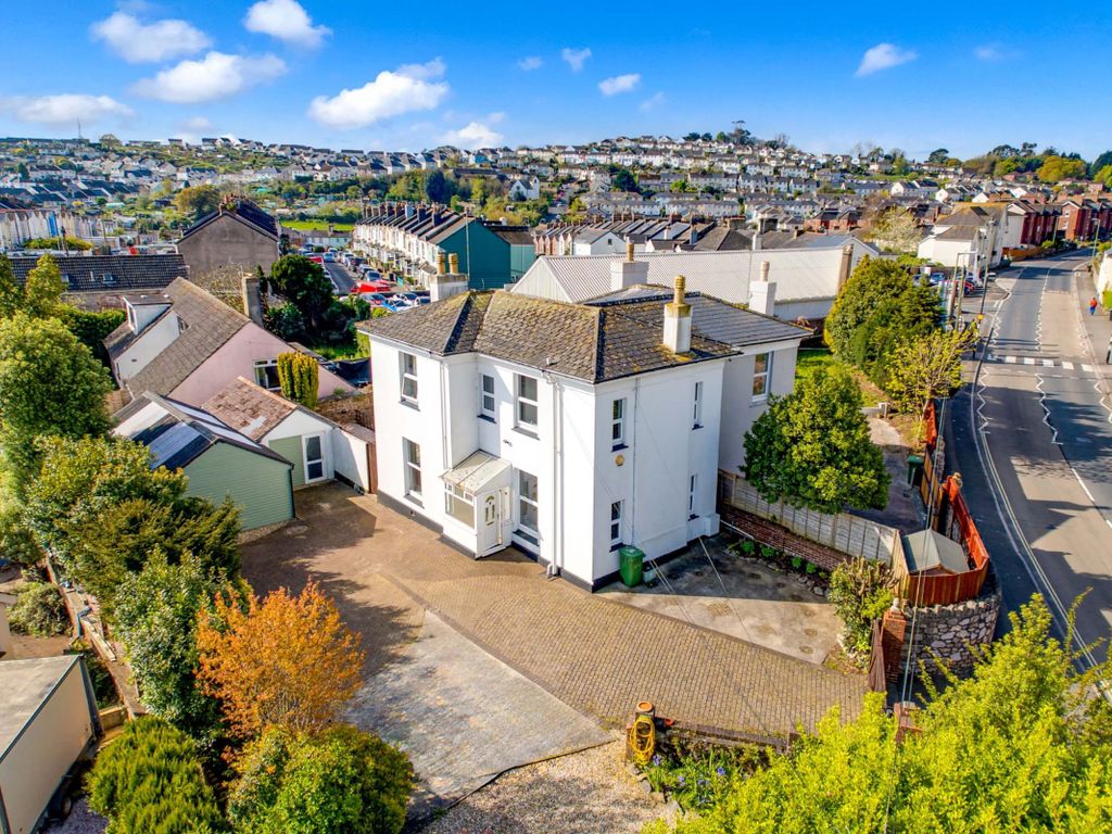 3 bed semidetached house to rent in Totnes Road, Paignton TQ3, £1,500