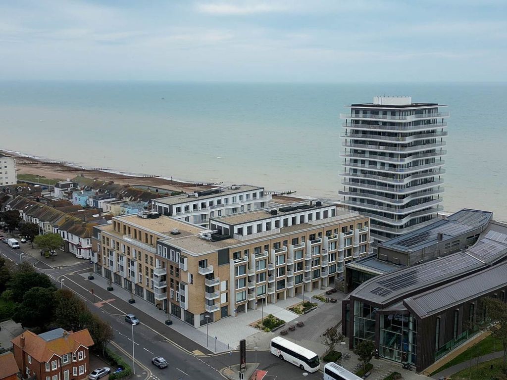 1 bed flat to rent in Brighton Road, 62 Brighton Road BN11, £1,695 pcm