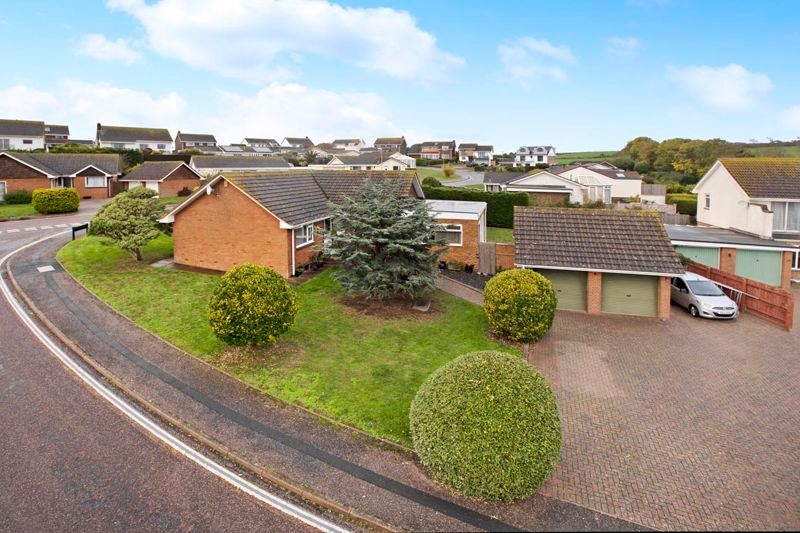 4 bed detached bungalow for sale in Foxholes Hill, Exmouth EX8 Zoopla