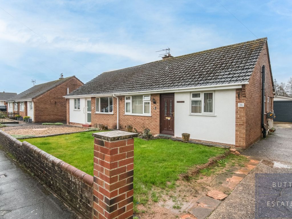 2 bed bungalow for sale in Oakley Close, Pinhoe, Exeter EX1 Zoopla