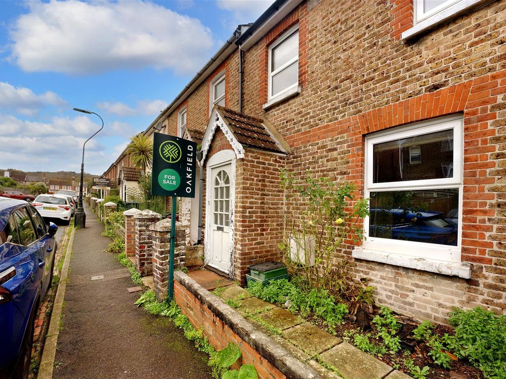 3 bed terraced house for sale in Bradford Street, Eastbourne BN21, £