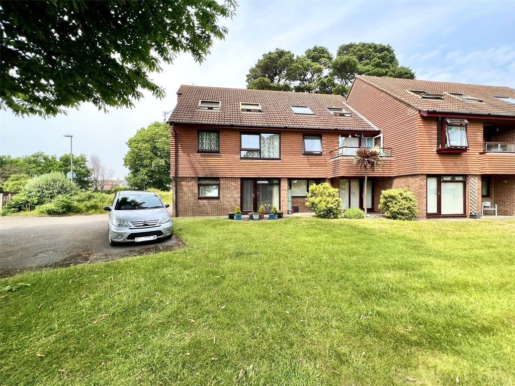 1 bed flat for sale in Somerford Way, Christchurch BH23 Zoopla