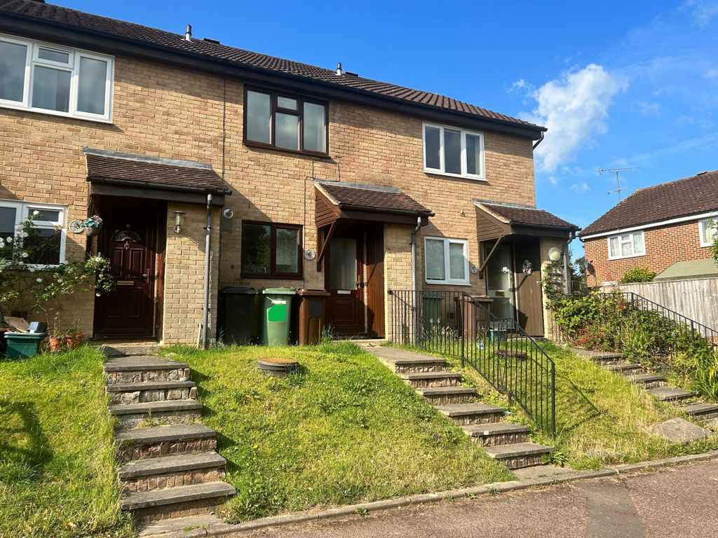 2 bed terraced house for sale in Alder Close, Tunbridge Wells TN4 Zoopla