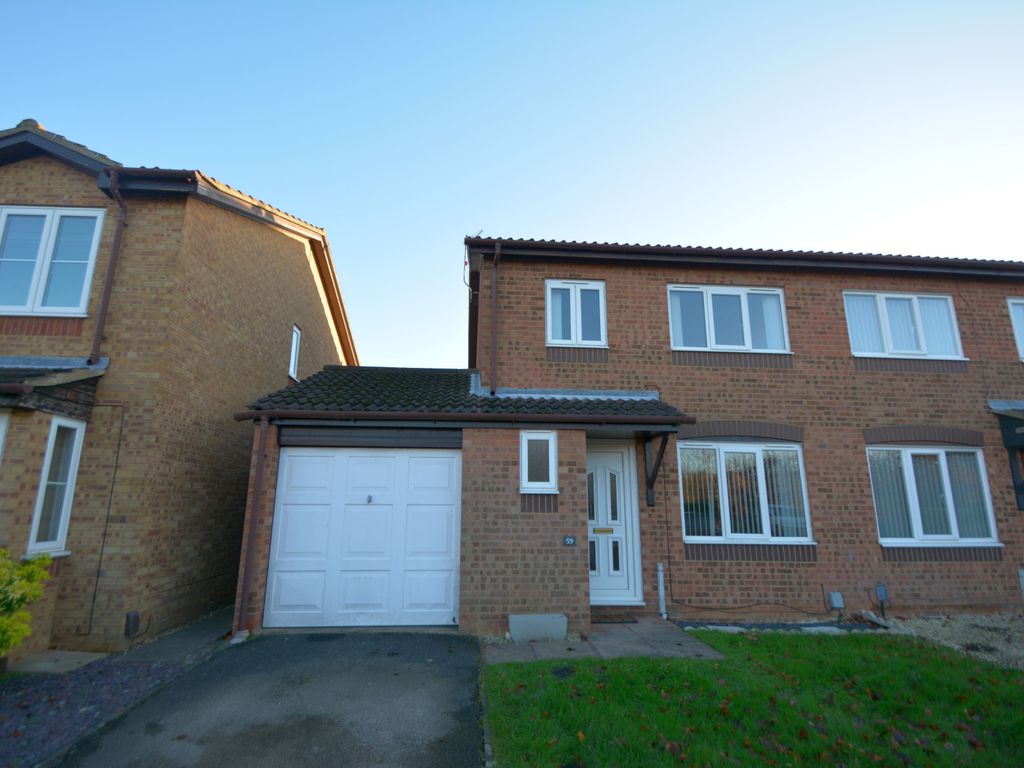 3 bed semidetached house to rent in Barbers Hill, Werrington