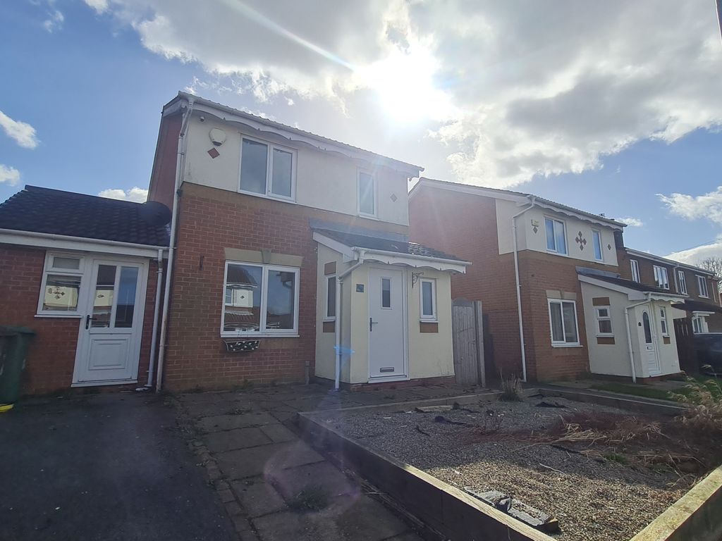 3 bed detached house to rent in Manorfields Avenue, Crofton, Wakefield