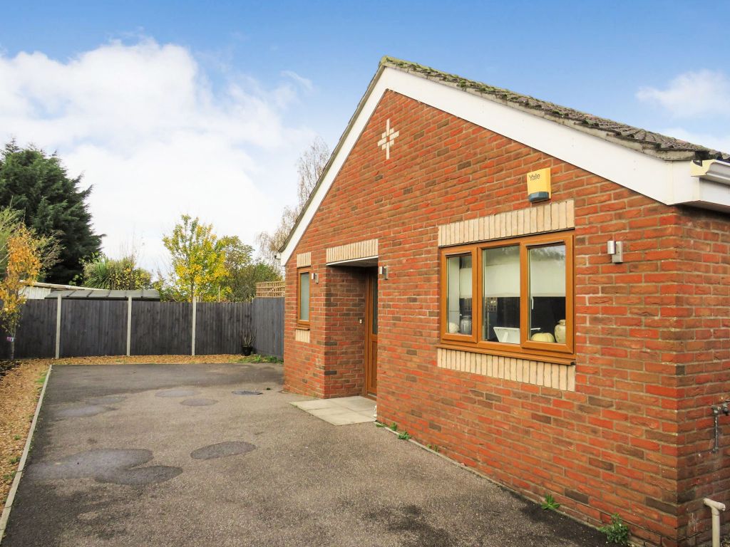 3 bed detached bungalow for sale in Norwood Road, March PE15 Zoopla