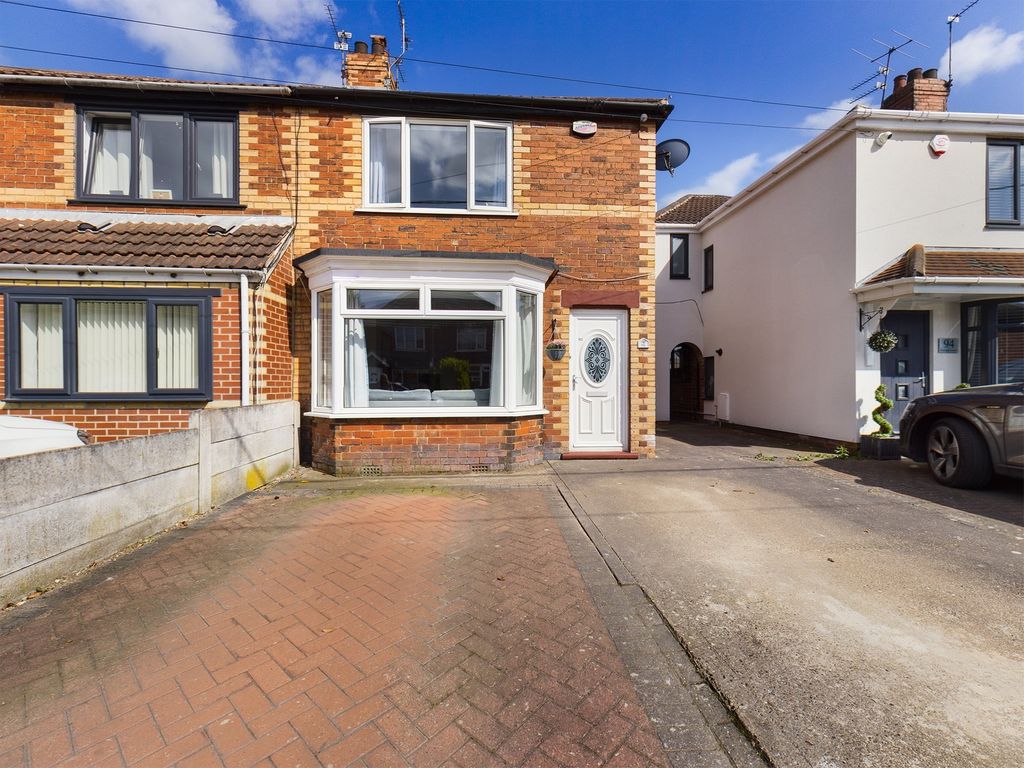 3 bed semidetached house for sale in Tennyson Avenue, Sprotbrough