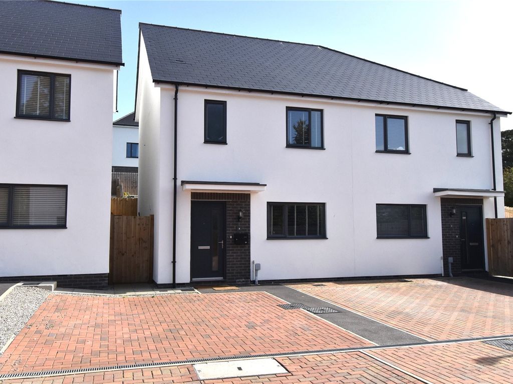 3 bed semidetached house for sale in Boundary Close, St Austell PL25
