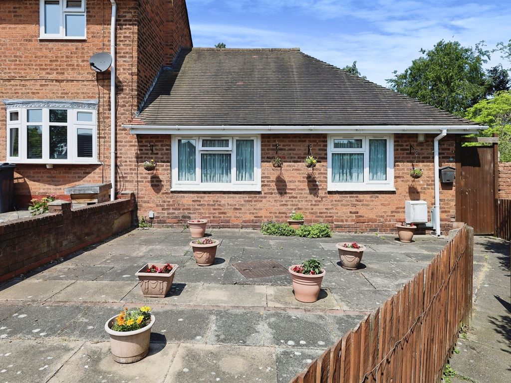 1 bed semidetached bungalow for sale in Nearmoor Road, Shard End