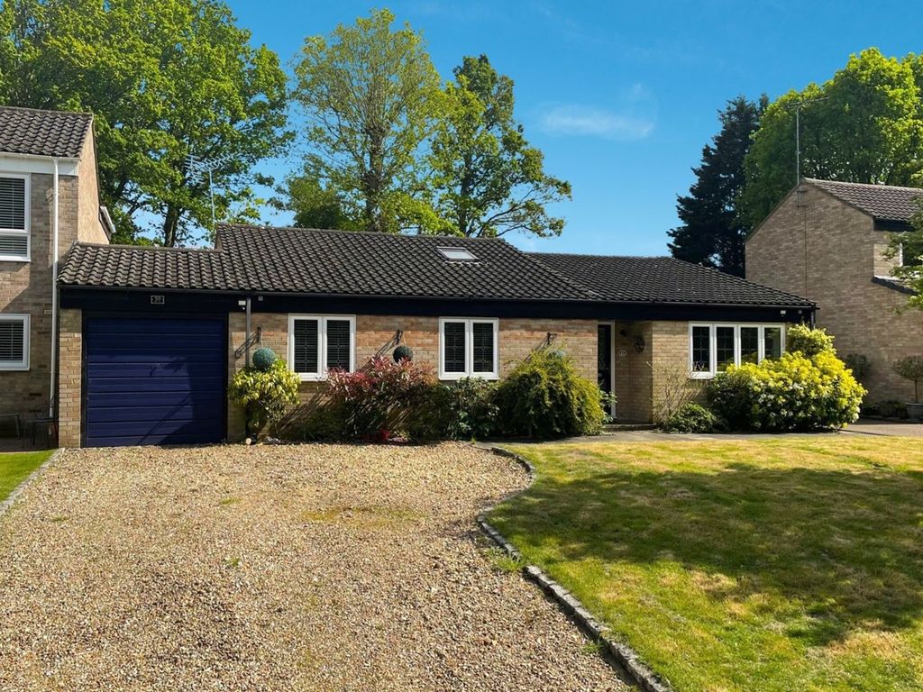 3 bed bungalow for sale in Verran Road, Camberley GU15 Zoopla