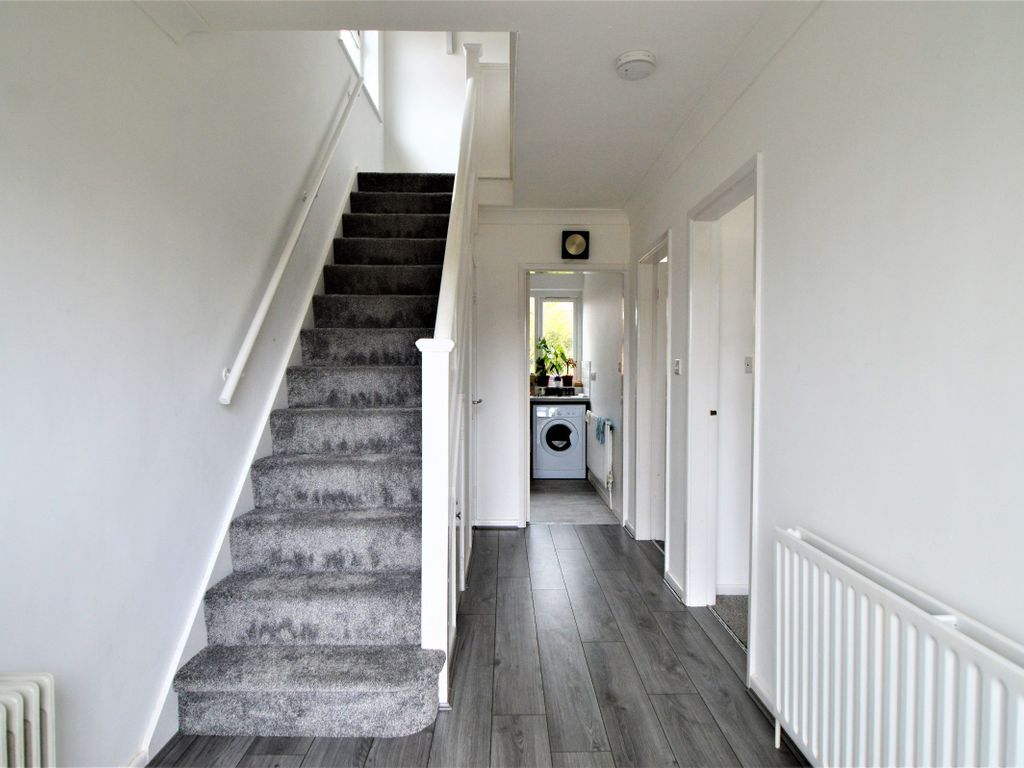 3 bed semidetached house to rent in Croft Drive, Wigston, Leicester