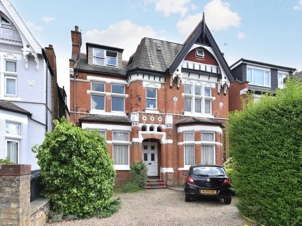 Gordon Road, Ealing W5