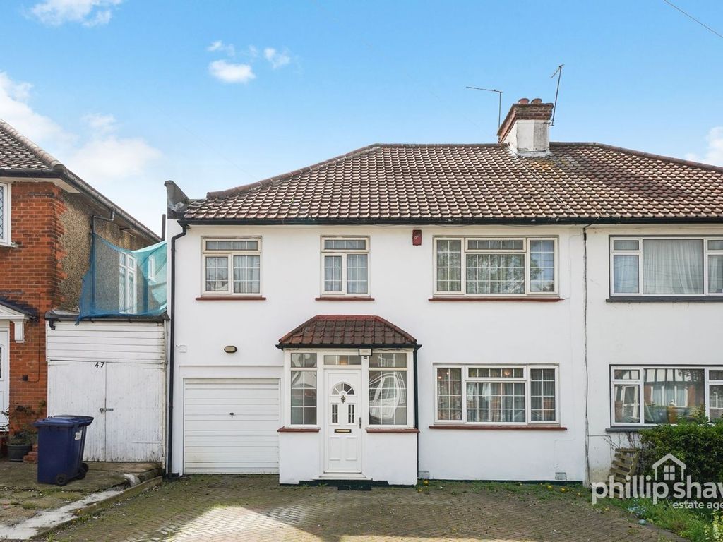 5 bed semidetached house for sale in Ellesmere Avenue, London NW7, £665,000 Zoopla