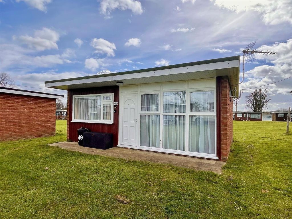 2 bed chalet for sale in Seadell Chalet Park, Beach Road, Hemsby NR29