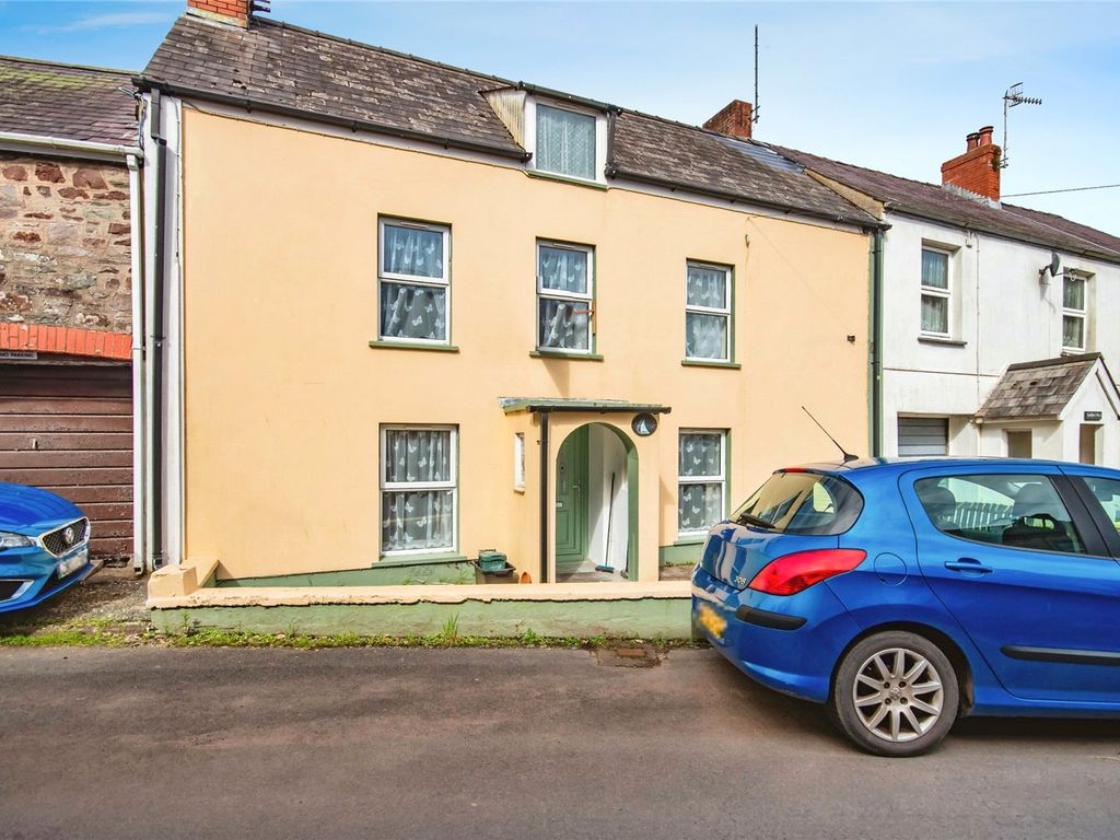 4 bed terraced house for sale in Water Street, Laugharne, Carmarthen