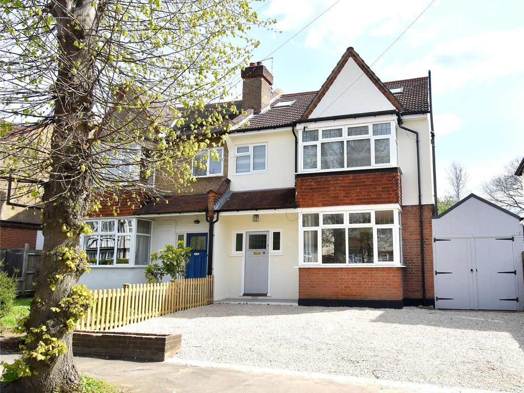 5 bed semidetached house for sale in Selwyn Road, New Malden KT3, £