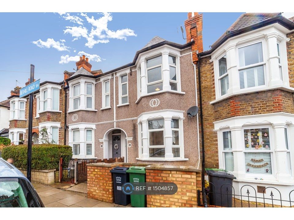 Room to rent in Bexhill Road, London SE4 Zoopla