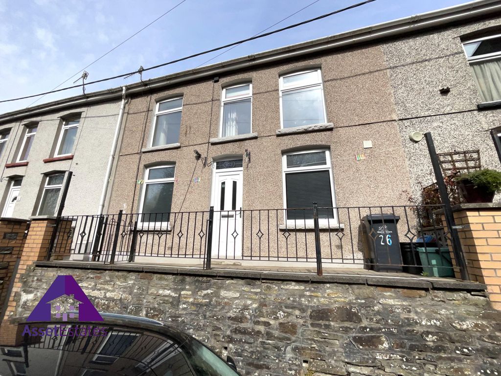 3 bed terraced house to rent in Prospect Place, Llanhilleth