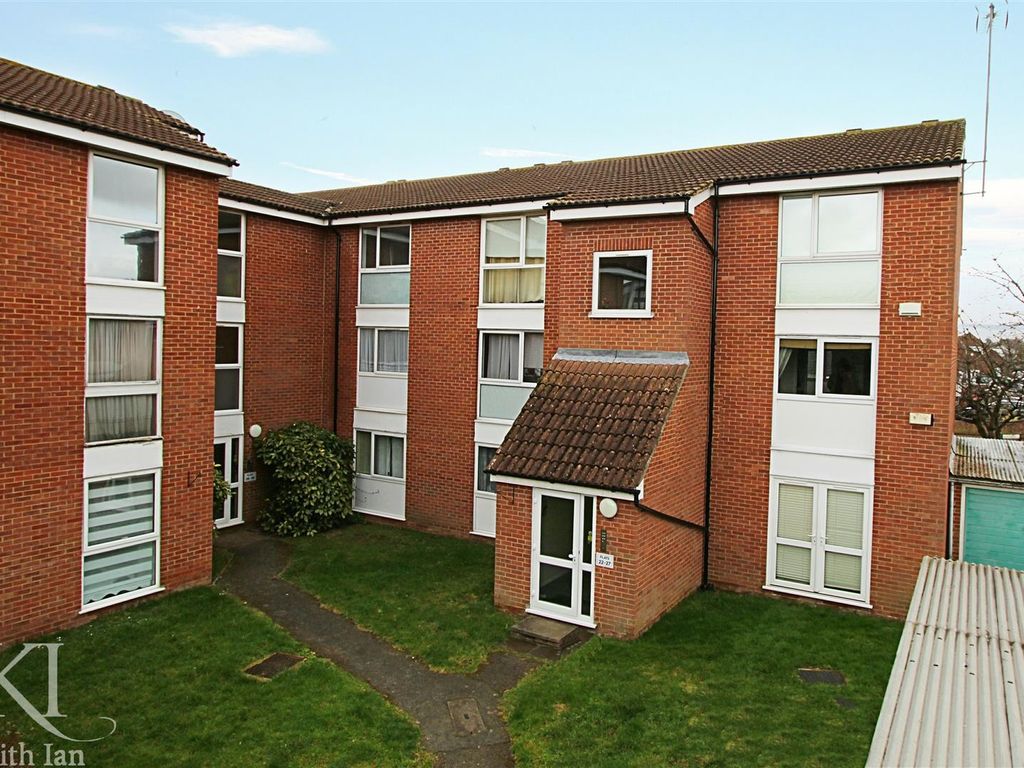 1 bed flat for sale in Berners Way, Broxbourne EN10 Zoopla