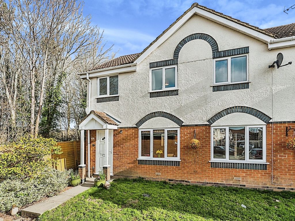 3 bed semidetached house for sale in Armada Close, Rownhams