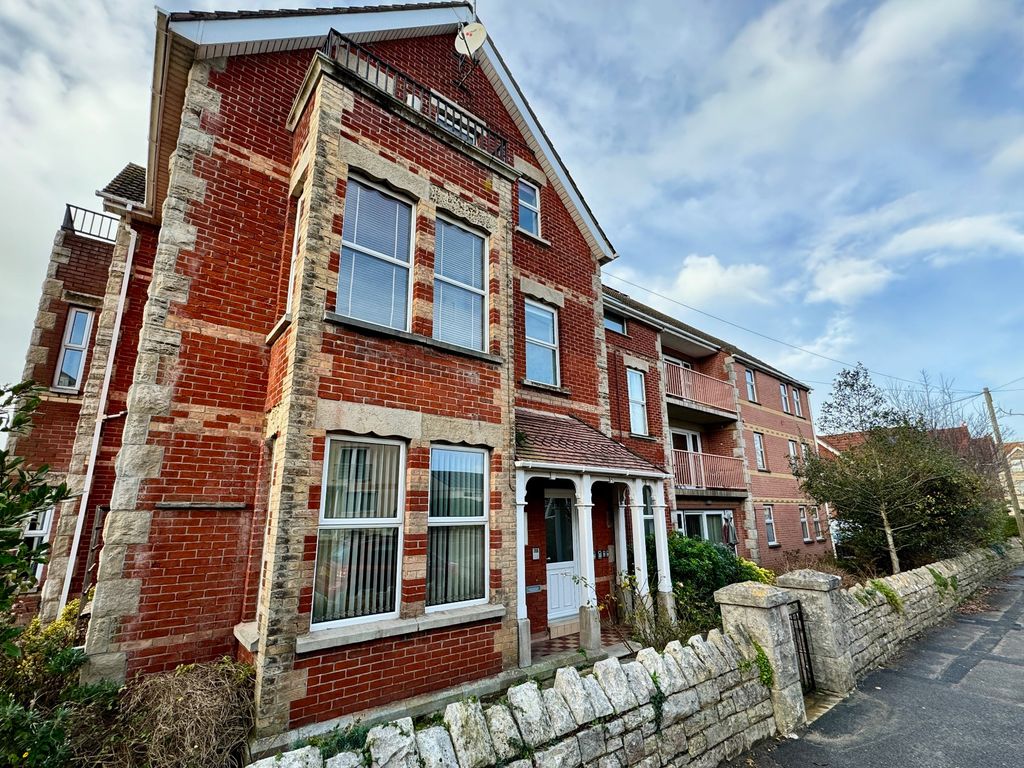 1 bed flat for sale in Rempstone Road, Swanage BH19, £165,000 Zoopla