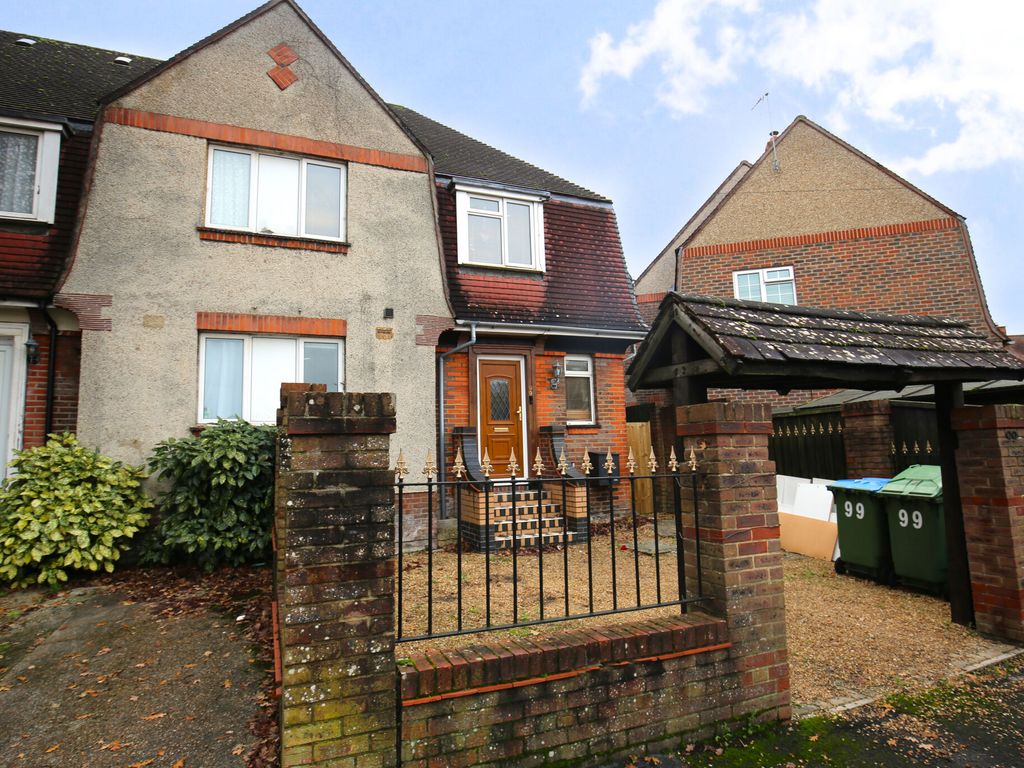 3 bed end terrace house for sale in Blackthorn Road, Southampton SO19
