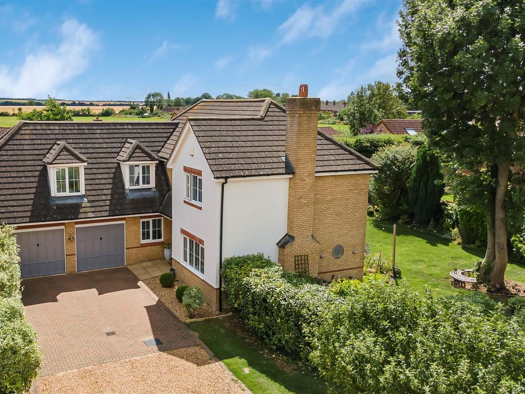 5 bed detached house for sale in Thornbury, Comberton, Cambridge CB23, £985,000 Zoopla