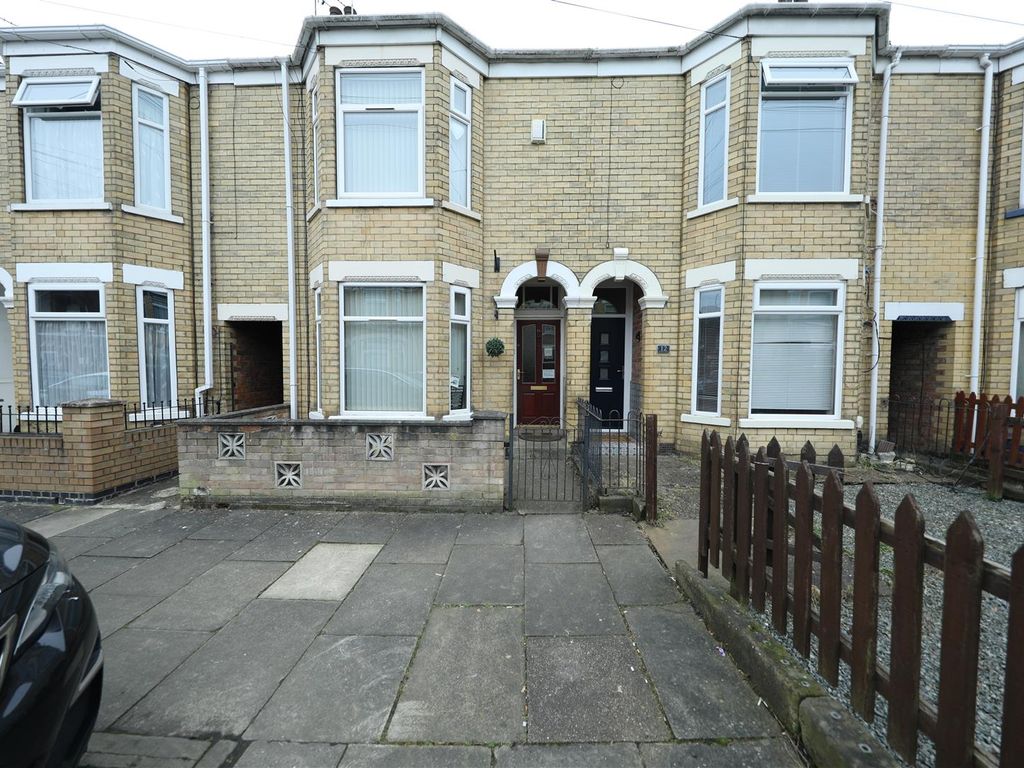 4 bed terraced house for sale in Dryden Street, Hull HU8 Zoopla