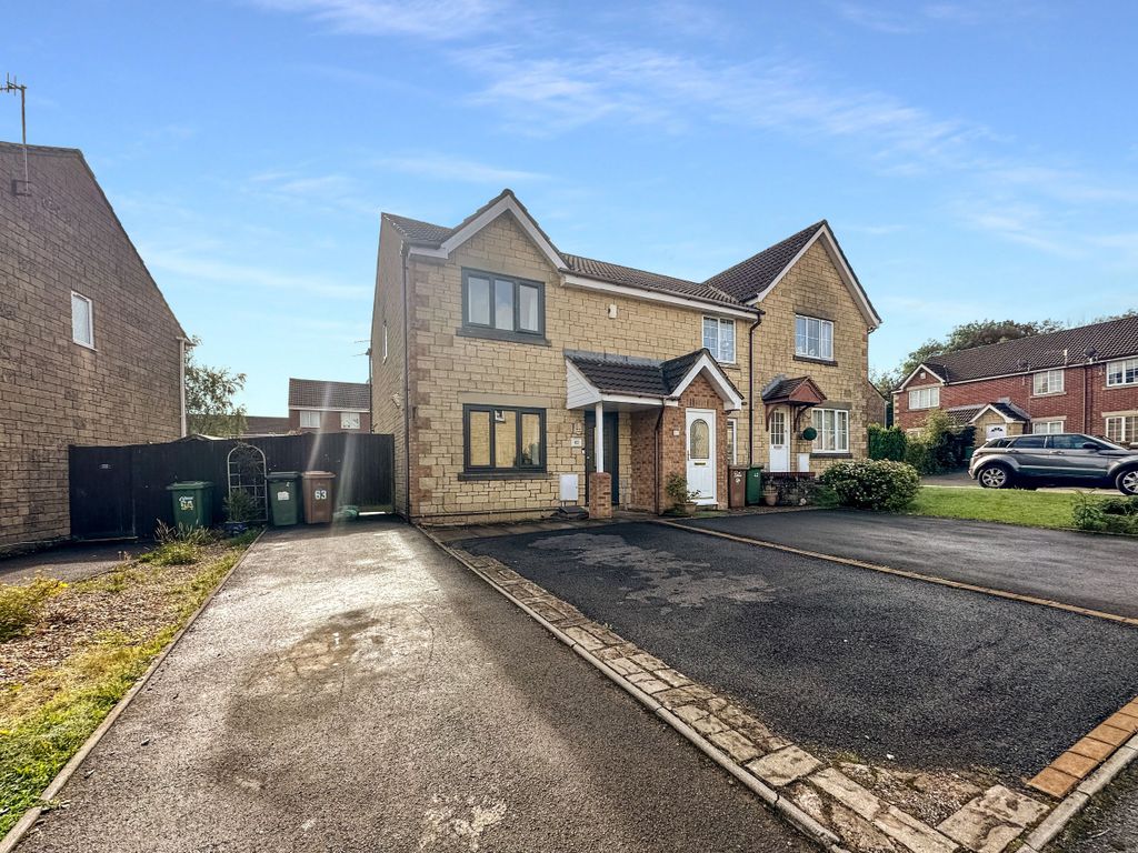 4 bed semidetached house for sale in Cwrt Nant Y Felin, Caerphilly