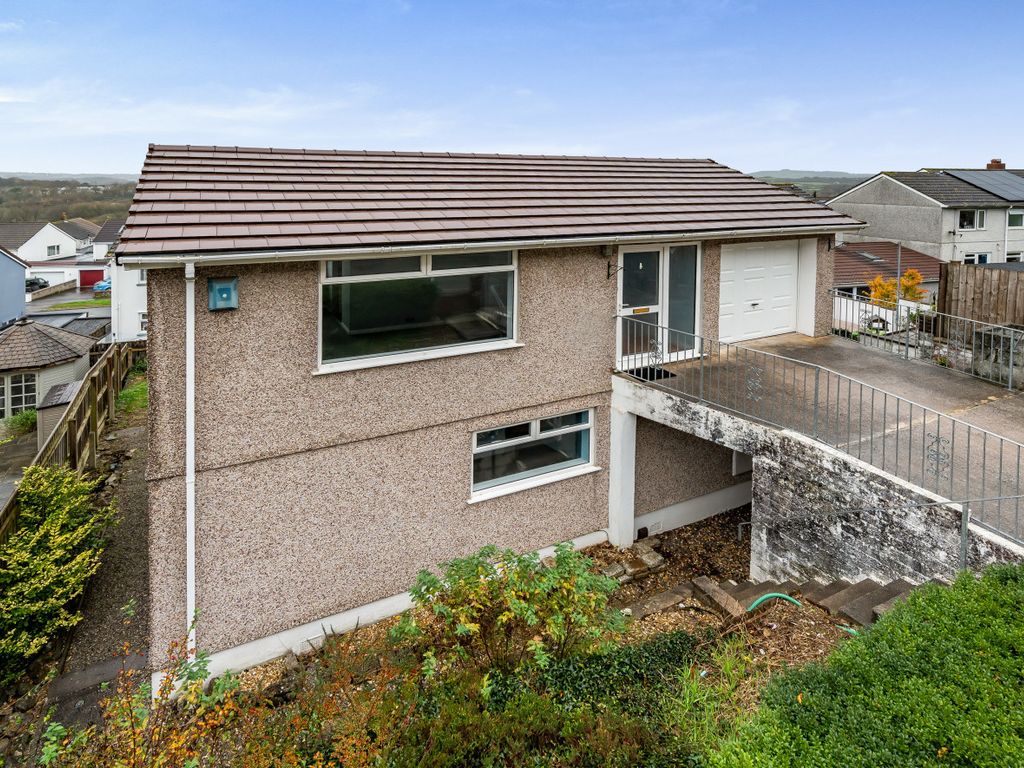 3 bed detached house for sale in Dunstone View, Plymouth, Devon PL9, £