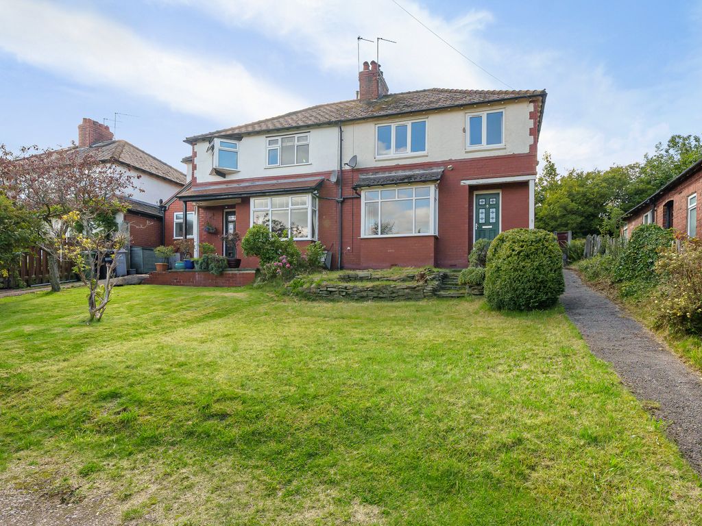 3 bed semidetached house for sale in Highfield Road, Macclesfield SK11