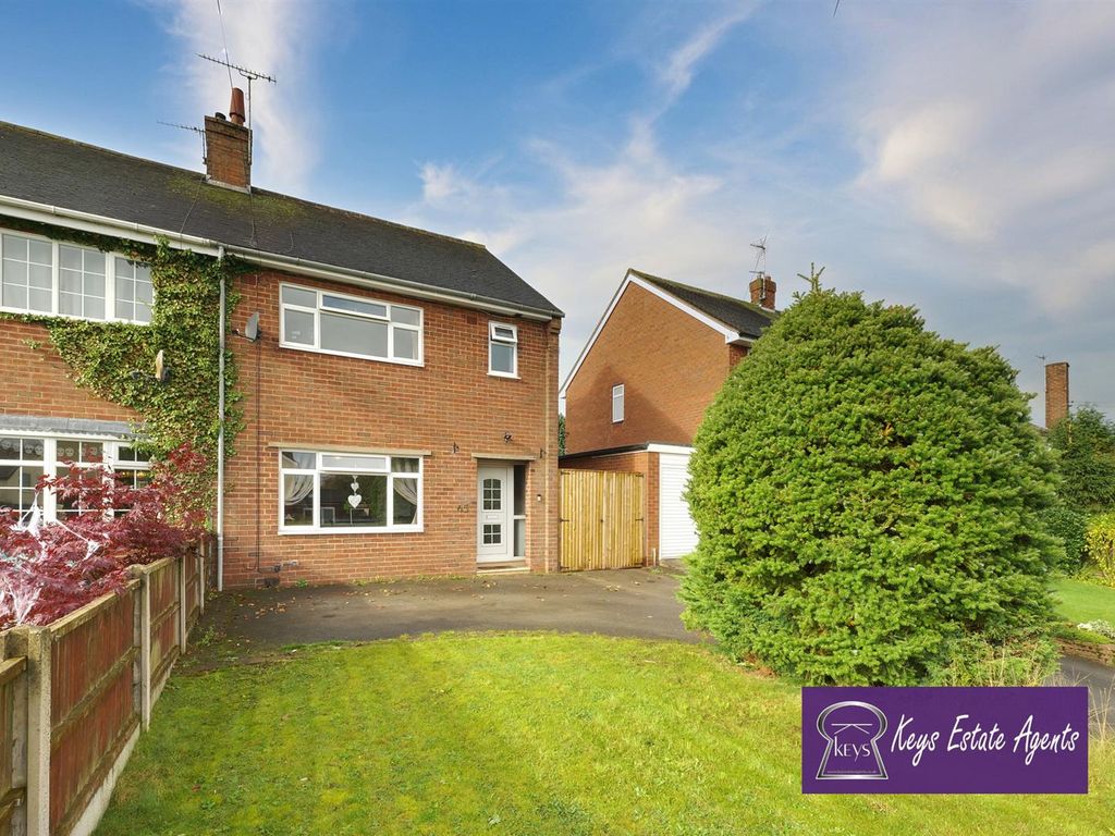 3 bed semidetached house for sale in Chapel Street, Forsbrook, Stoke