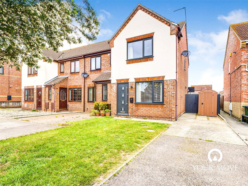 2 bed end terrace house for sale in El Alamein Way, Bradwell, Great