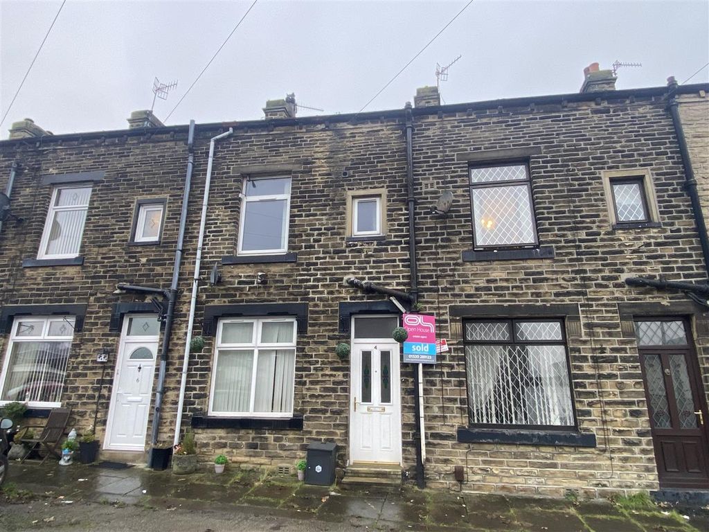 3 bed terraced house to rent in Derwent Street, Keighley BD21 Zoopla