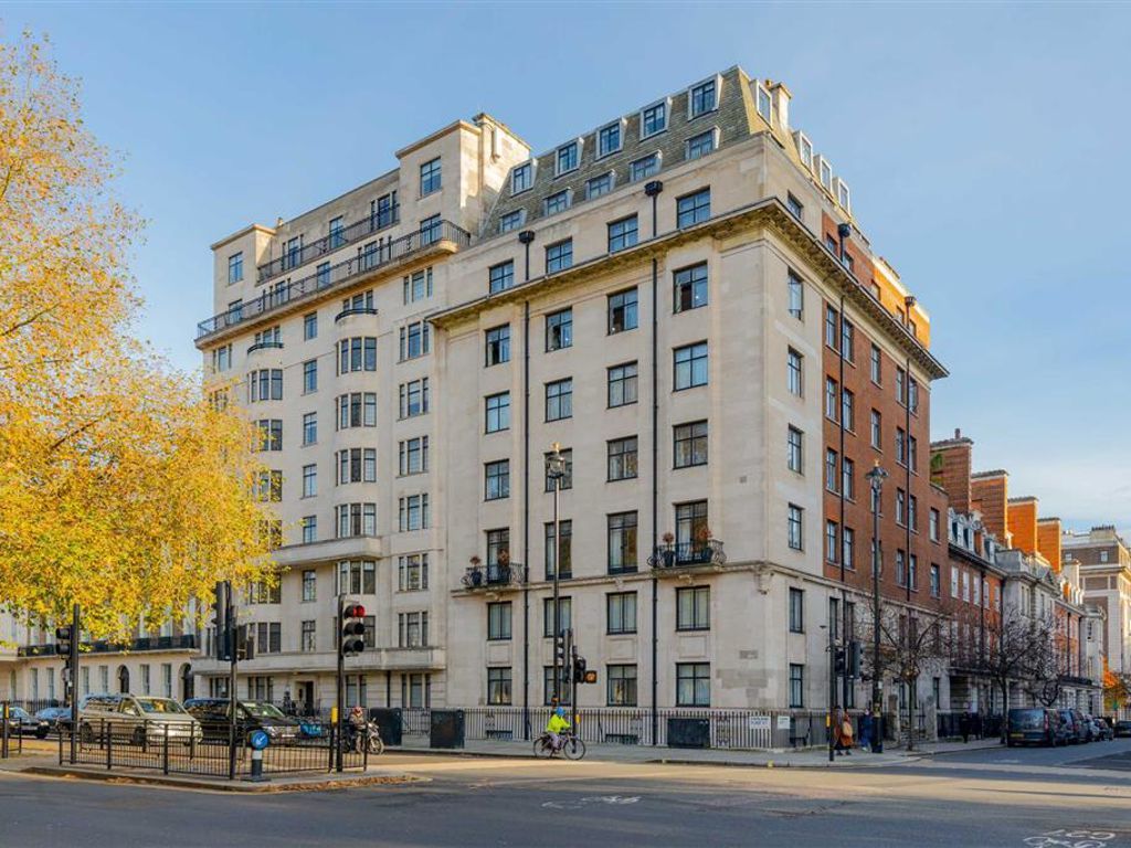 3 bed flat for sale in Portland Place, London W1B, £2,150,000 Zoopla