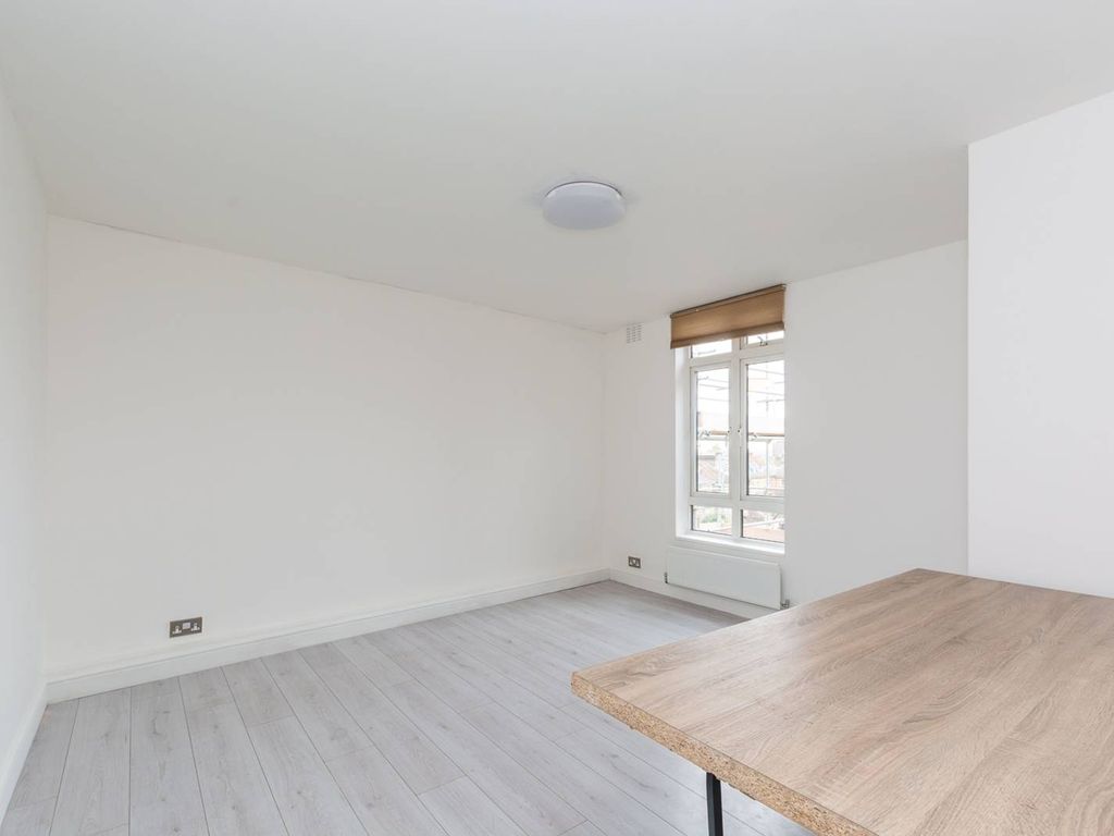 2 bed flat to rent in Upper Richmond Road, Putney, London SW15 Zoopla