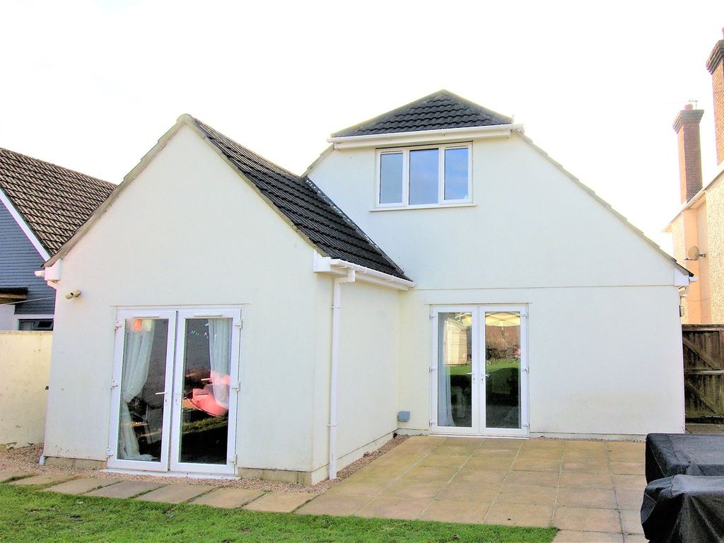 4 bed bungalow for sale in Blythe Road, Corfe Mullen, Wimborne, Dorset