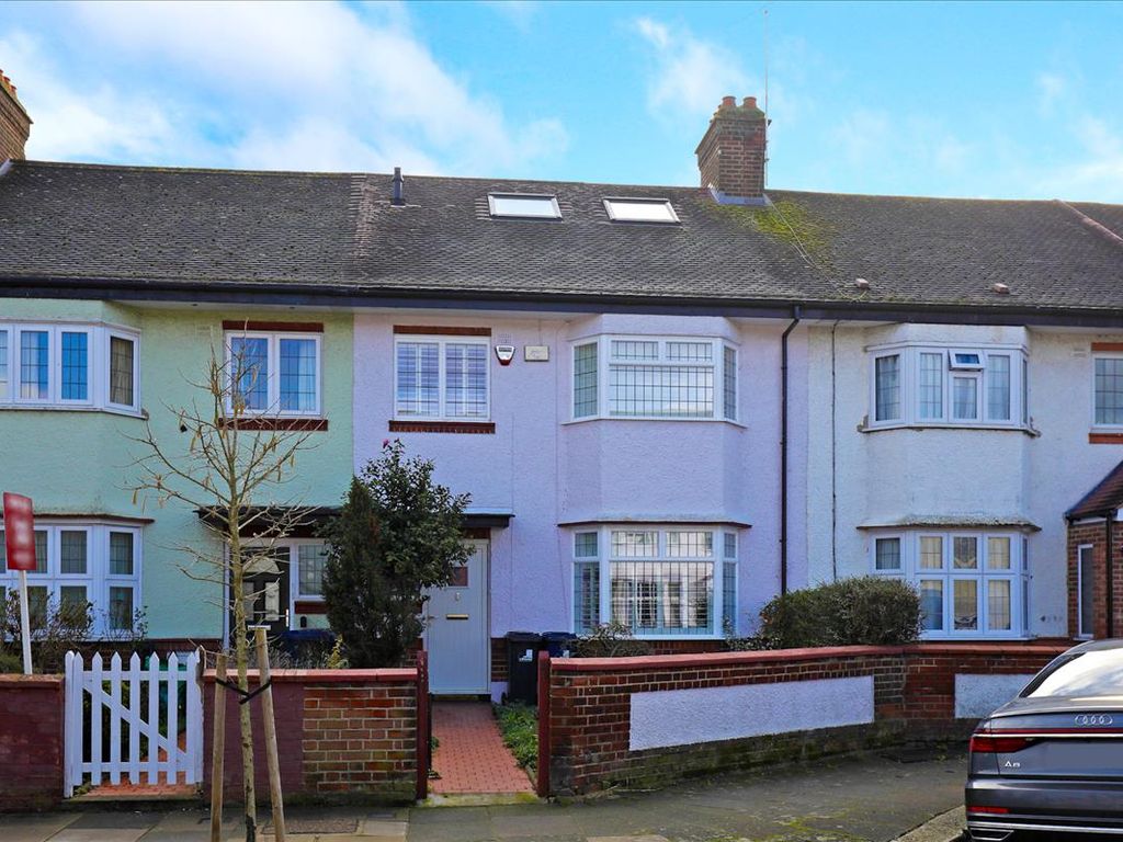 4 bed property for sale in Niagara Avenue, Ealing W5, £1,175,000 Zoopla