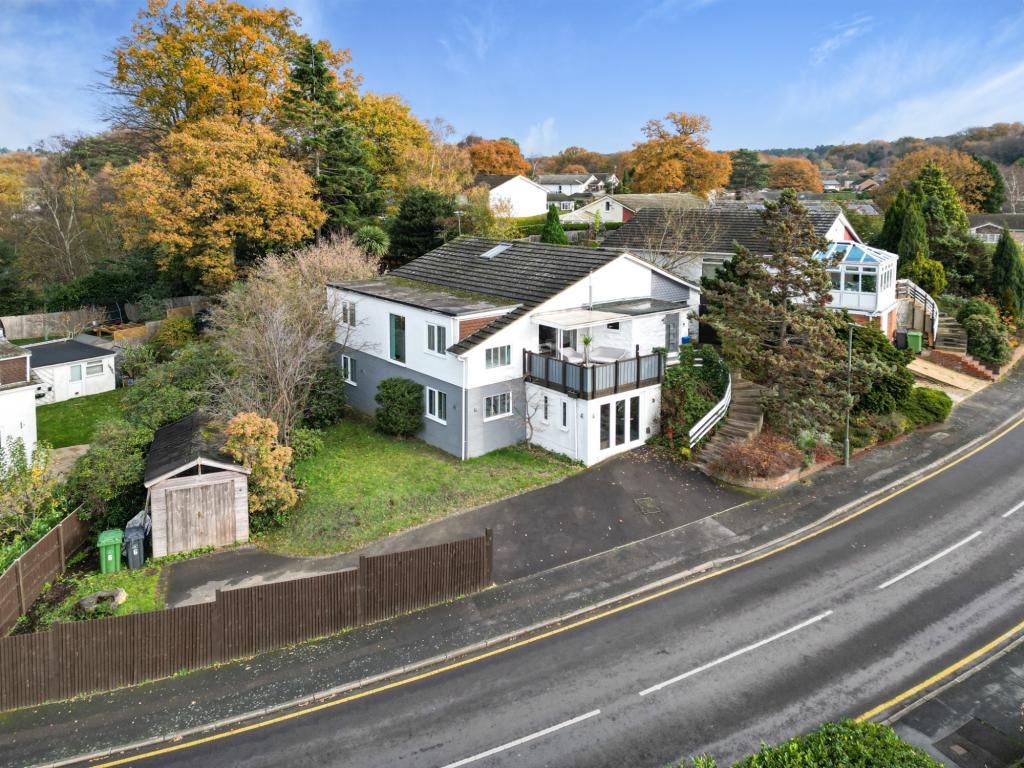 4 bed detached house for sale in Lakeland Drive, Frimley GU16 Zoopla