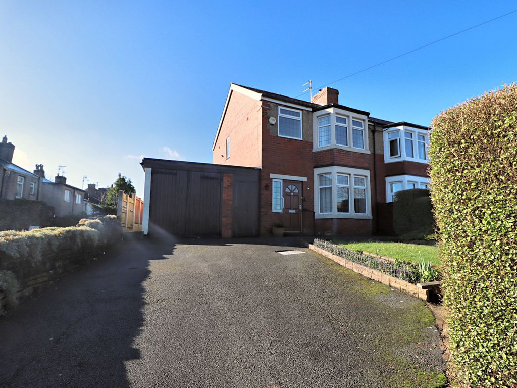 3 bed semidetached house for sale in Fecitt Brow, Blackburn BB1, £170,000 Zoopla