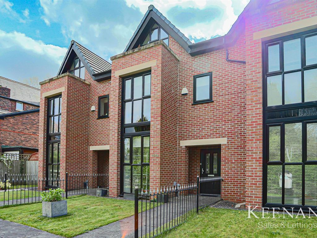 5 bed town house for sale in Manchester Road, Swinton, Manchester M27