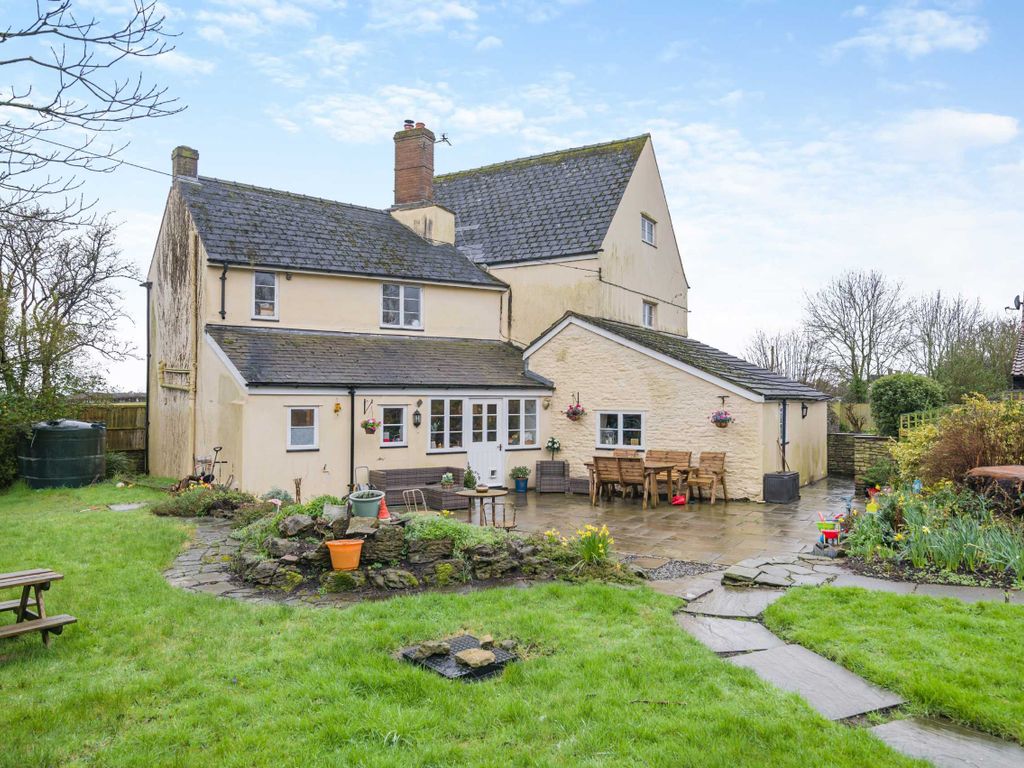 5 bed detached house for sale in Main Road, Woolaston, Gloucestershire