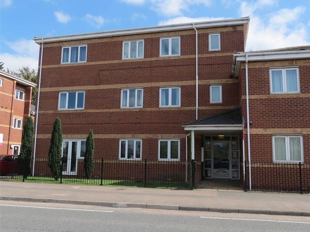 2 bed flat to rent in Bristol Road, Quedgeley, Gloucester GL2, £850 pcm